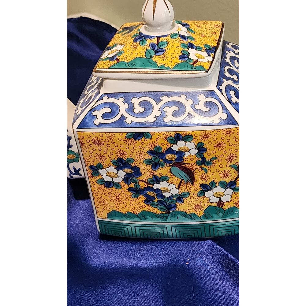 Vintage Kutani Takahashi Daiichi Toki Early 1970's Gorgeous Vase and Teapot - Picture 4 of 11